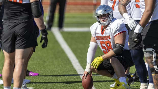 Oregon center Jackson Powers-Johnson at the Senior Bowl.